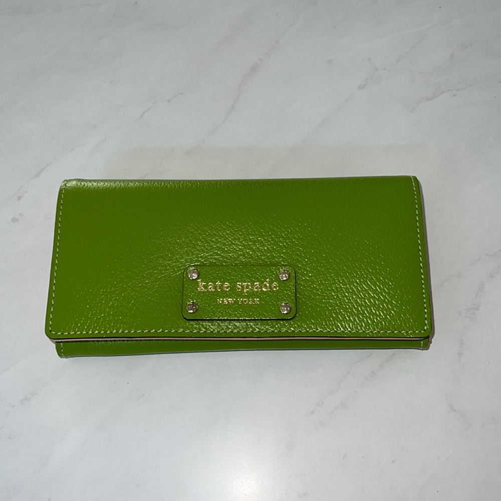 NWT Kate Spade Brand New Wallet
